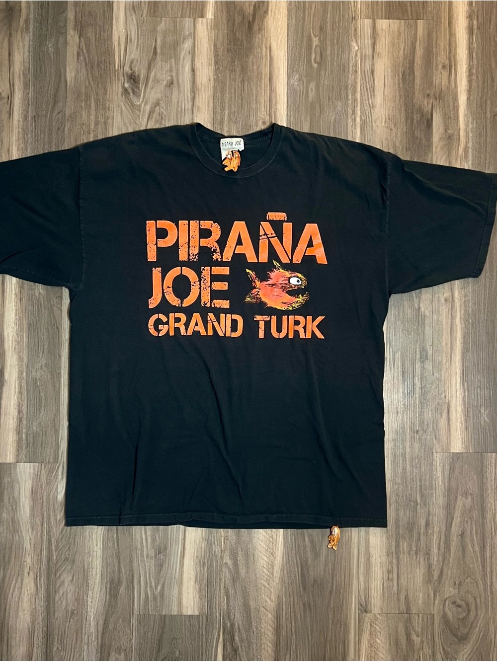 Vintage Pirana Joe T-Shirt Men’s XXL Heavyweight Vacation Travel Grand Turk Y2K